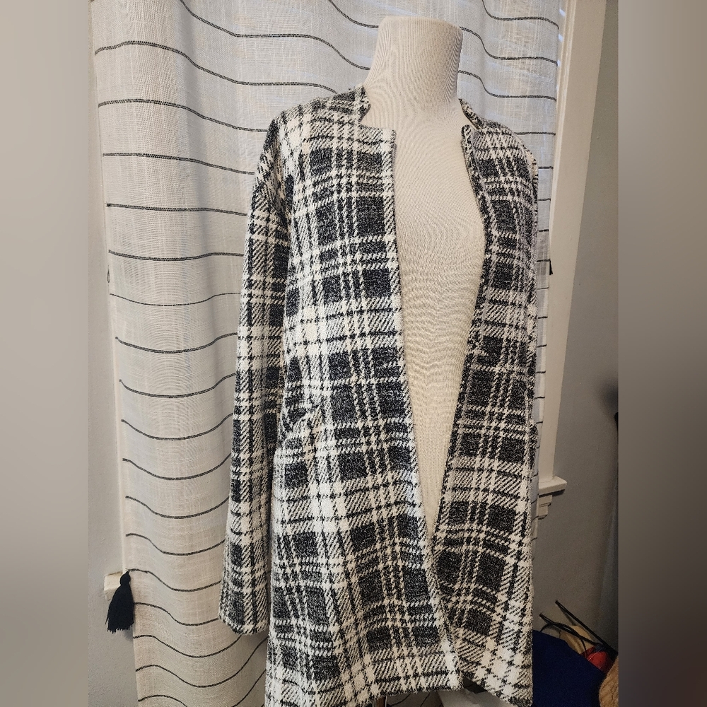 Chic Black and White Plaid Jacket